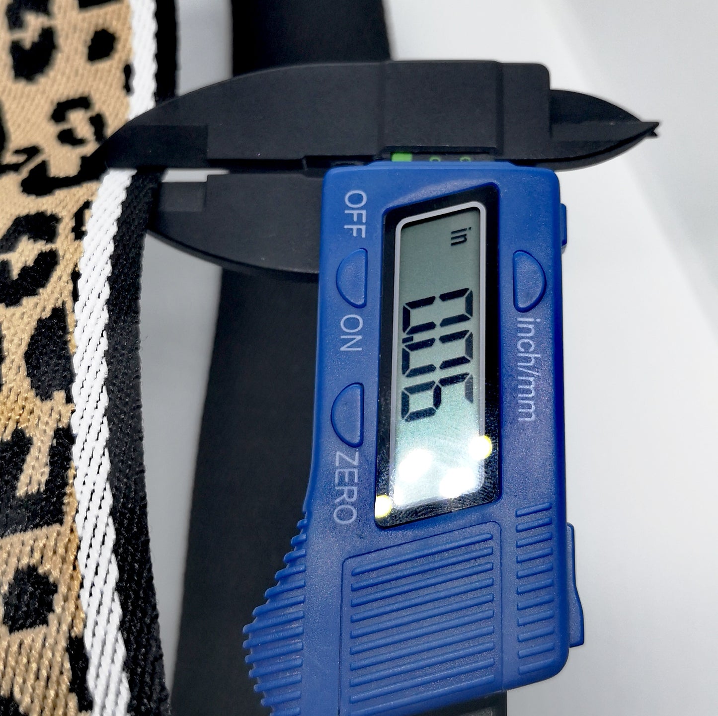 1.5" Webbing - Black and Tan leopard