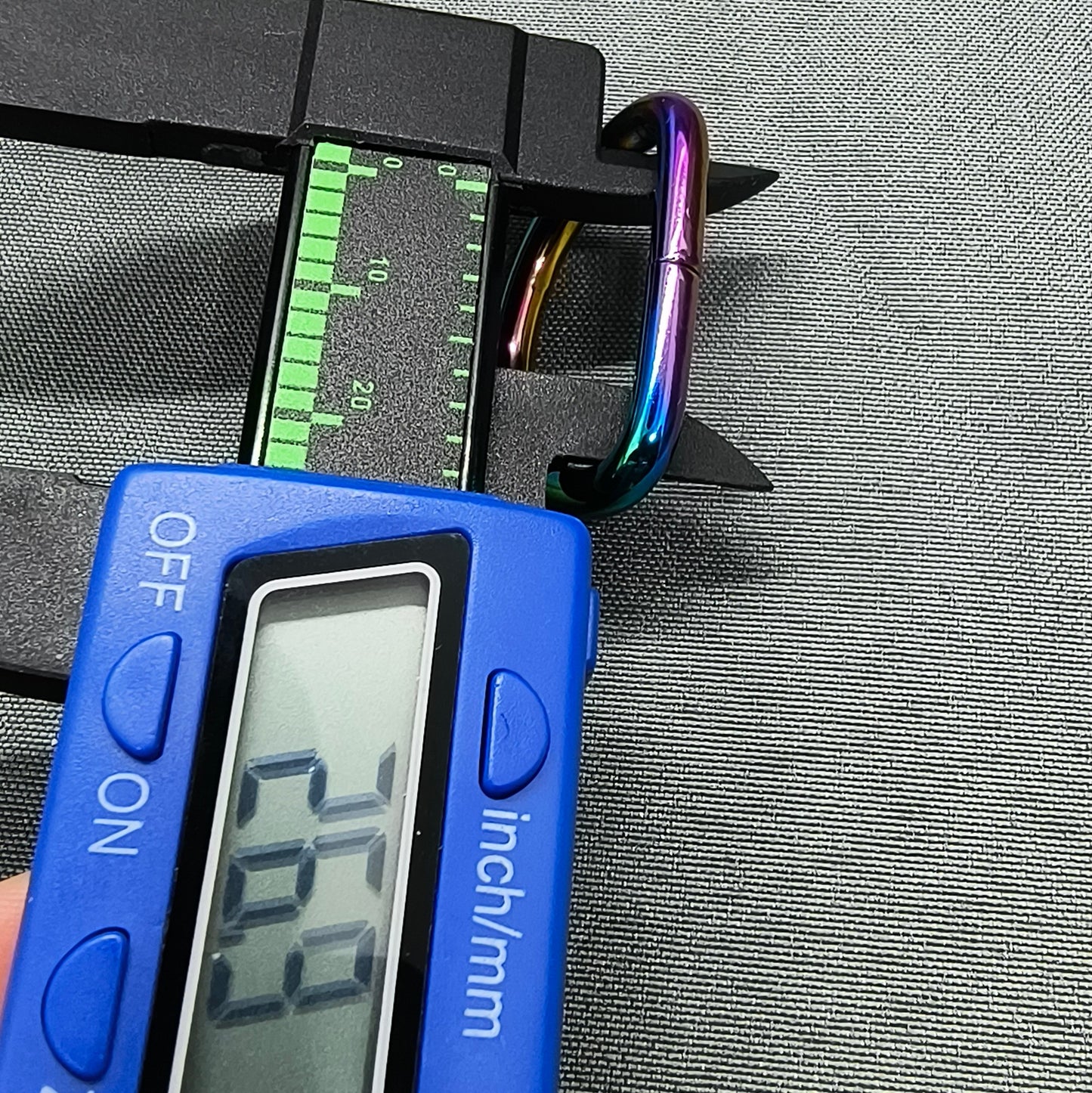 Thicc 1" D Rings - Rainbow