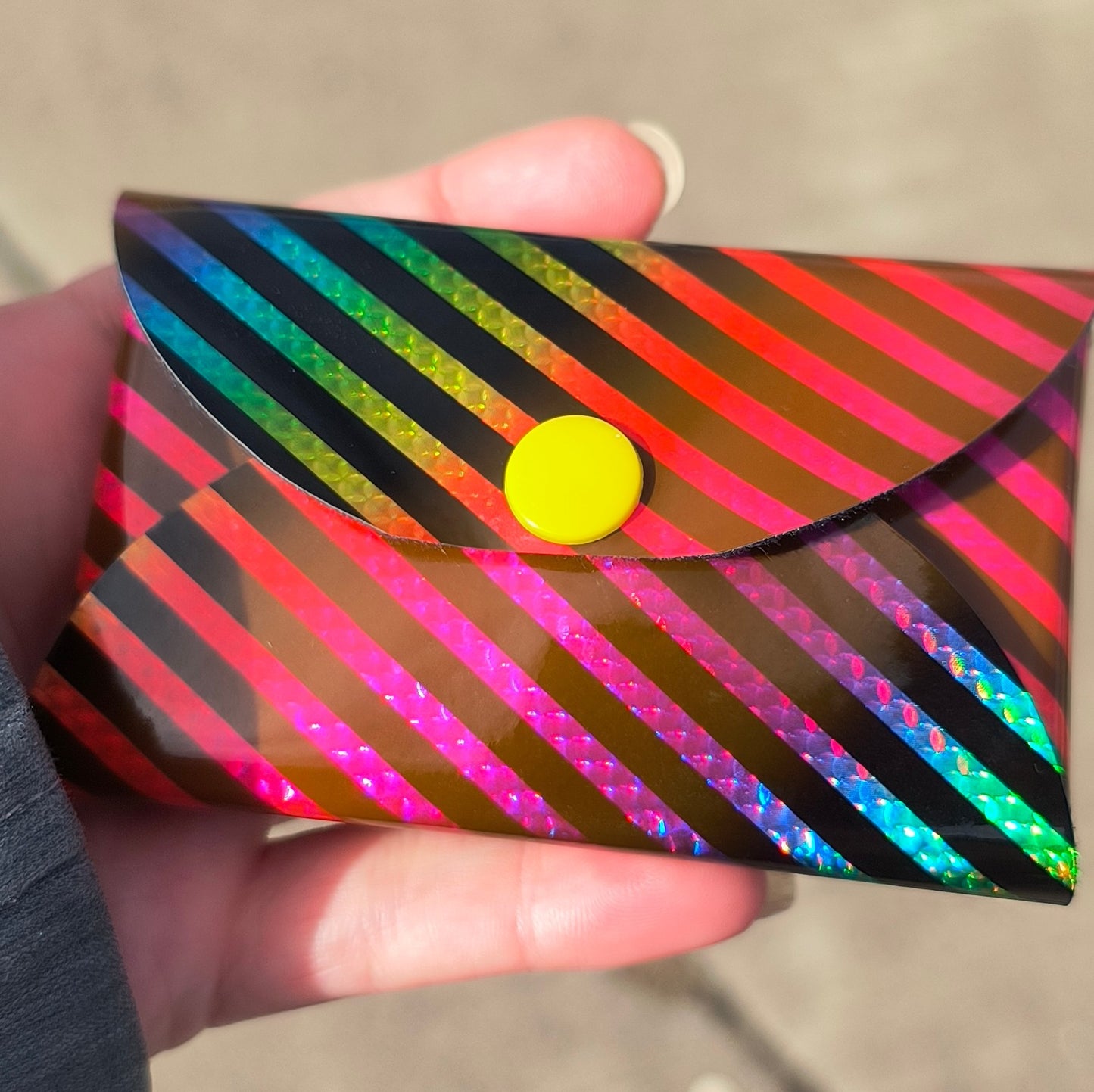 Minimalist snap wallet (Cricut cut out) DOWNLOAD