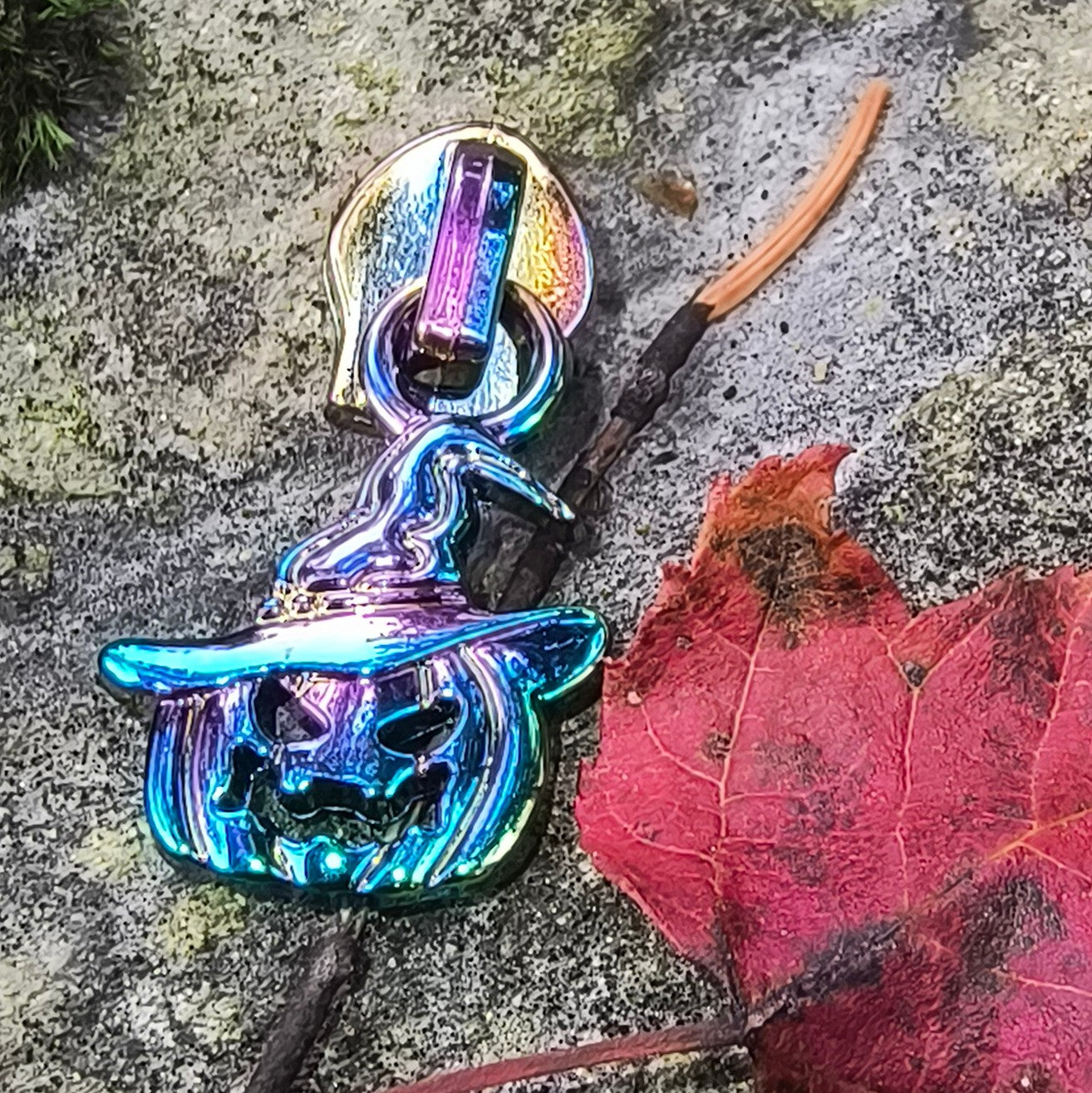 Witchy Jack-o-Lantern Rainbow Zipper Pulls (Flat Back)