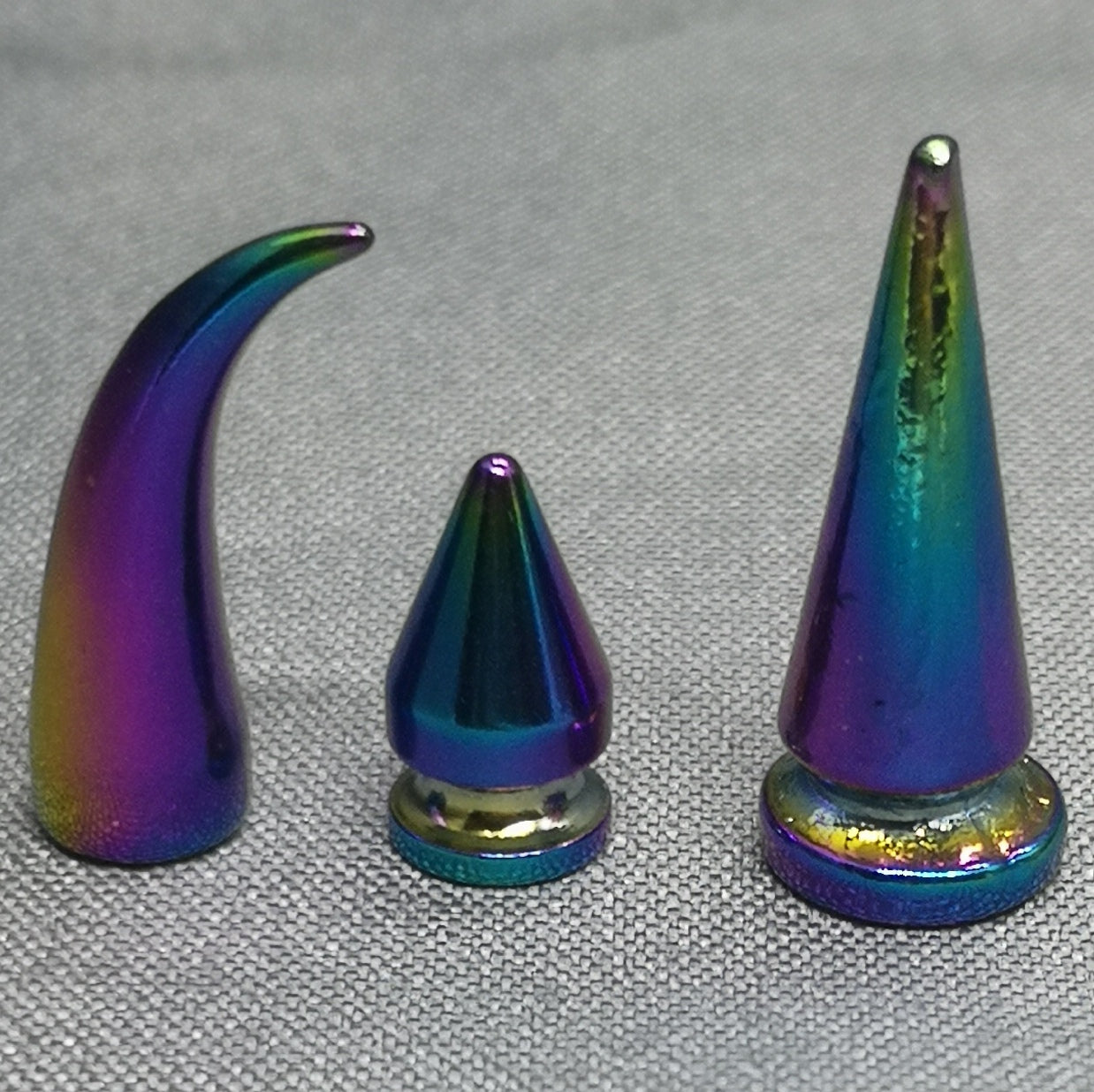 *NEW*  25mm Rainbow Spike Studs