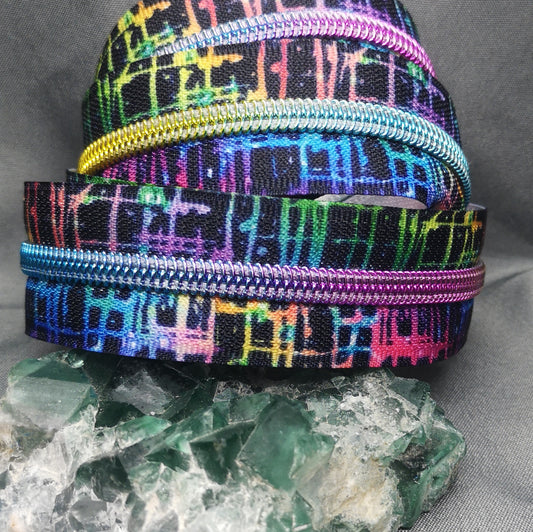 *NEW* Rainbow Electric Crackle zipper tape with Rainbow Gradient teeth