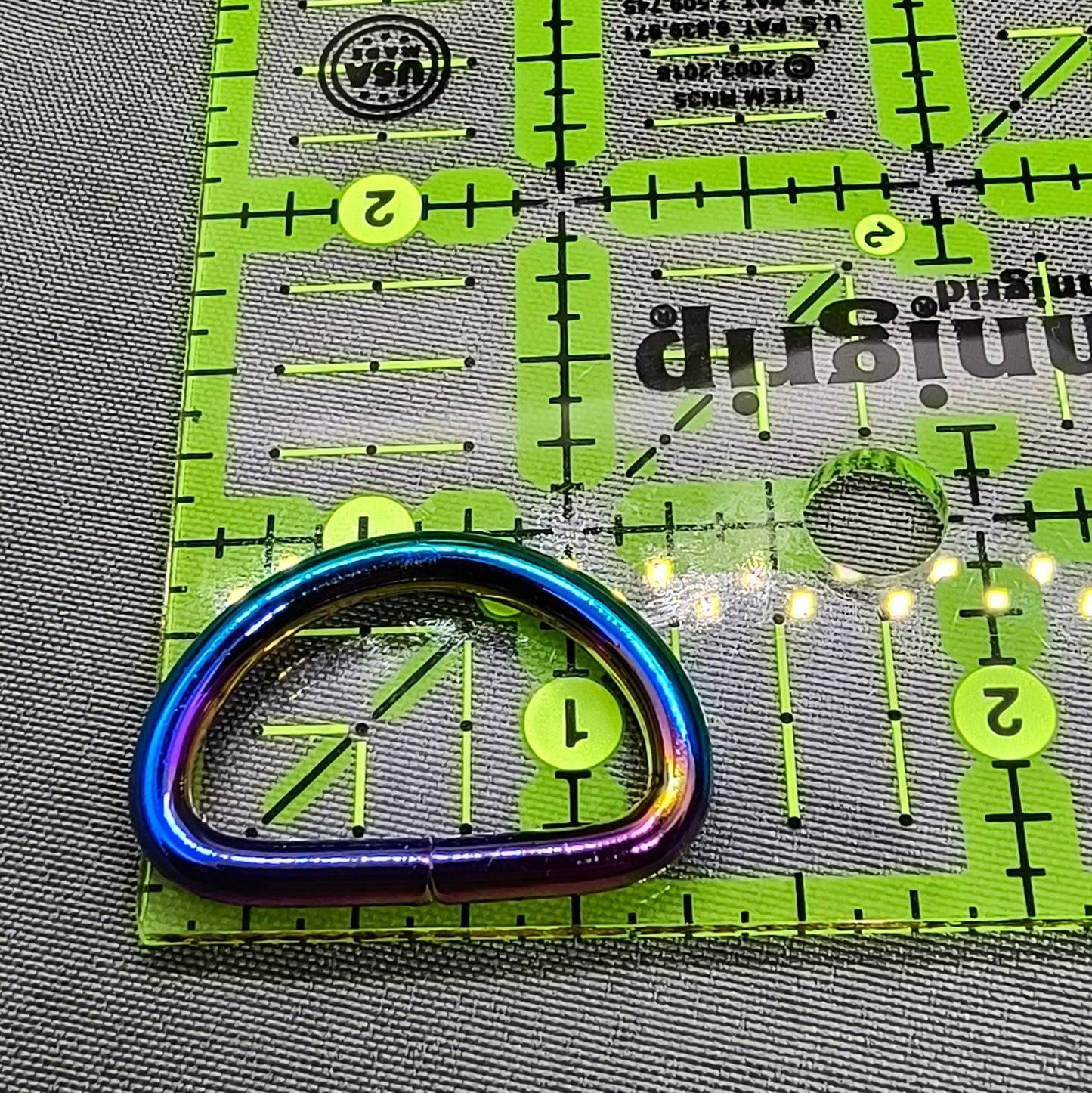 Thicc 1" D Rings - Rainbow