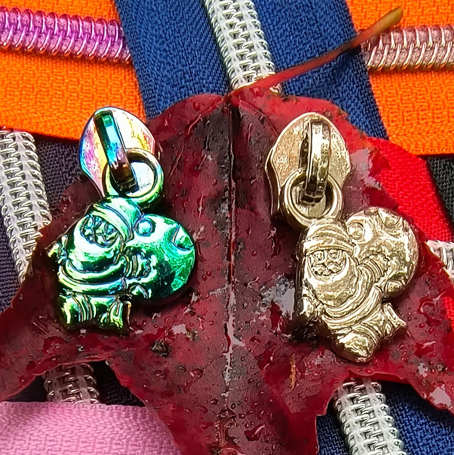 Santa Rainbow Zipper Pulls (Flat Back)