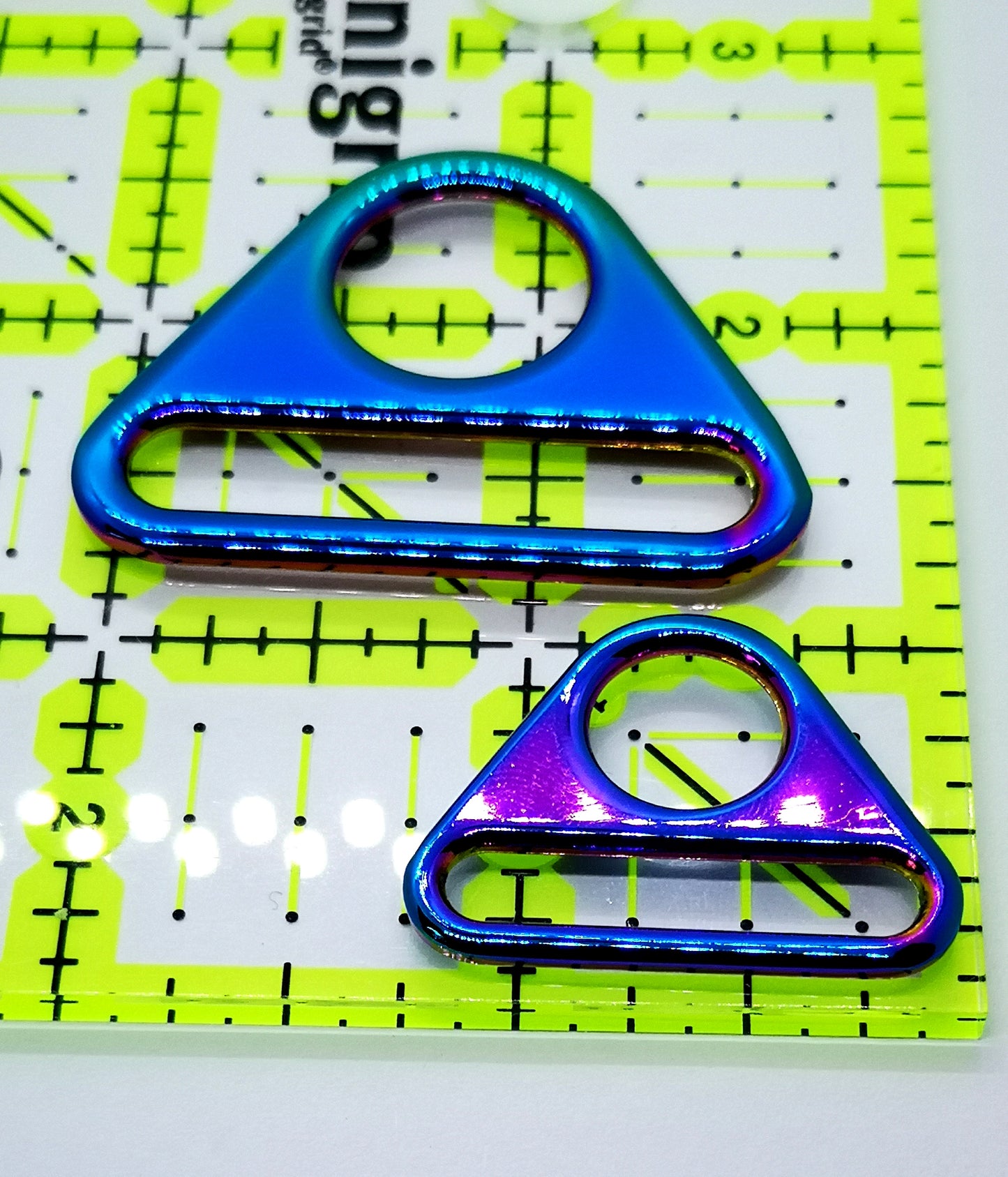 1" Rainbow Triangle Strap Connector set of 2