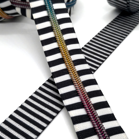 Rainbow Teeth on Thick Black and White Stripes Zipper Tape