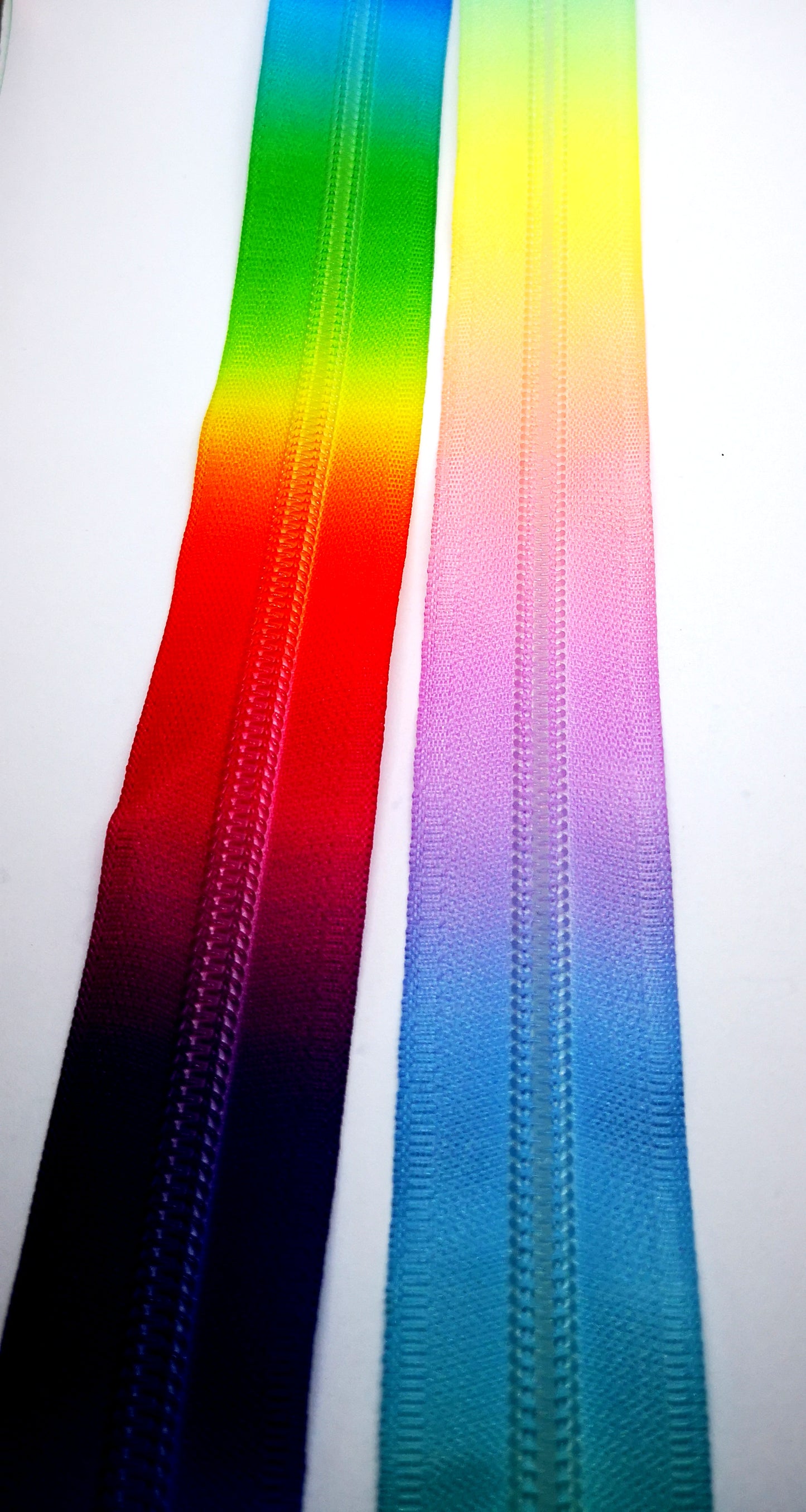 Bright Rainbow with matching teeth Zipper Tape