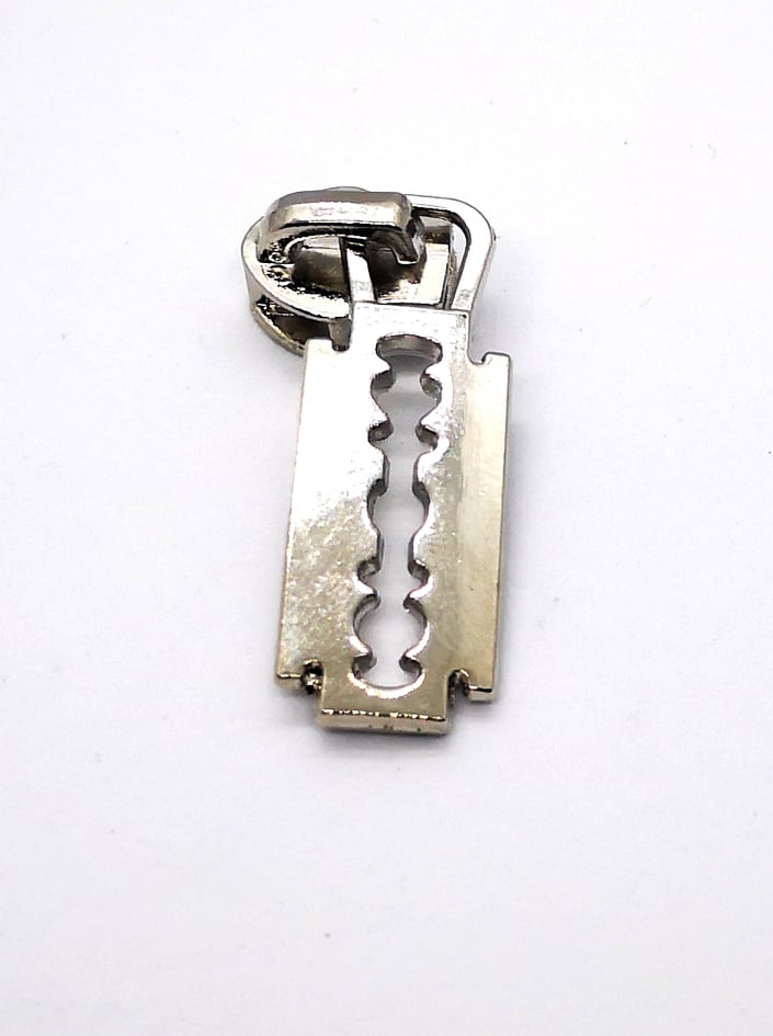 ***CLEARANCE*** Silver Razor Pull (SET of 5)