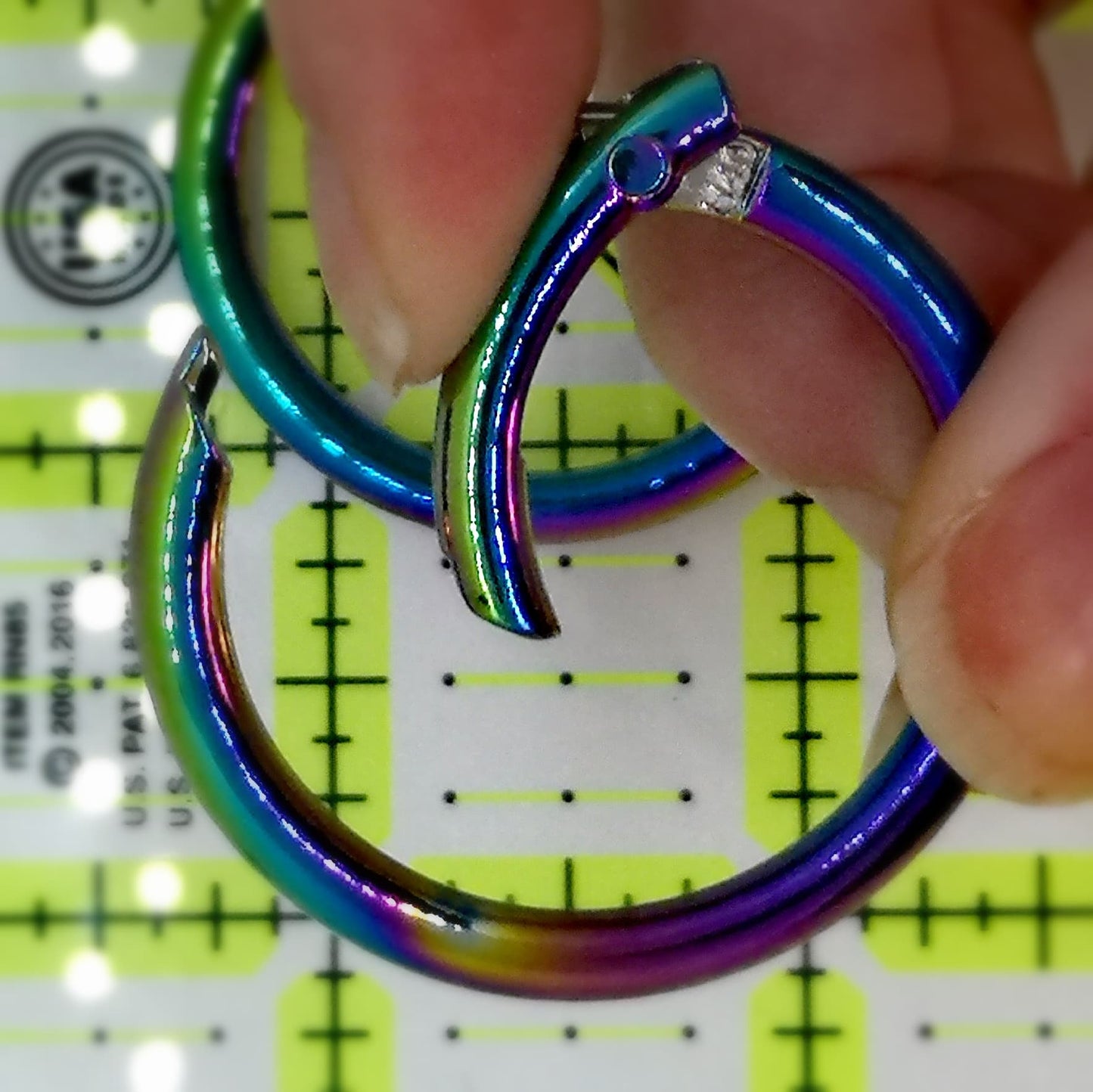 1.25" Rainbow Gated O-Ring set of 2