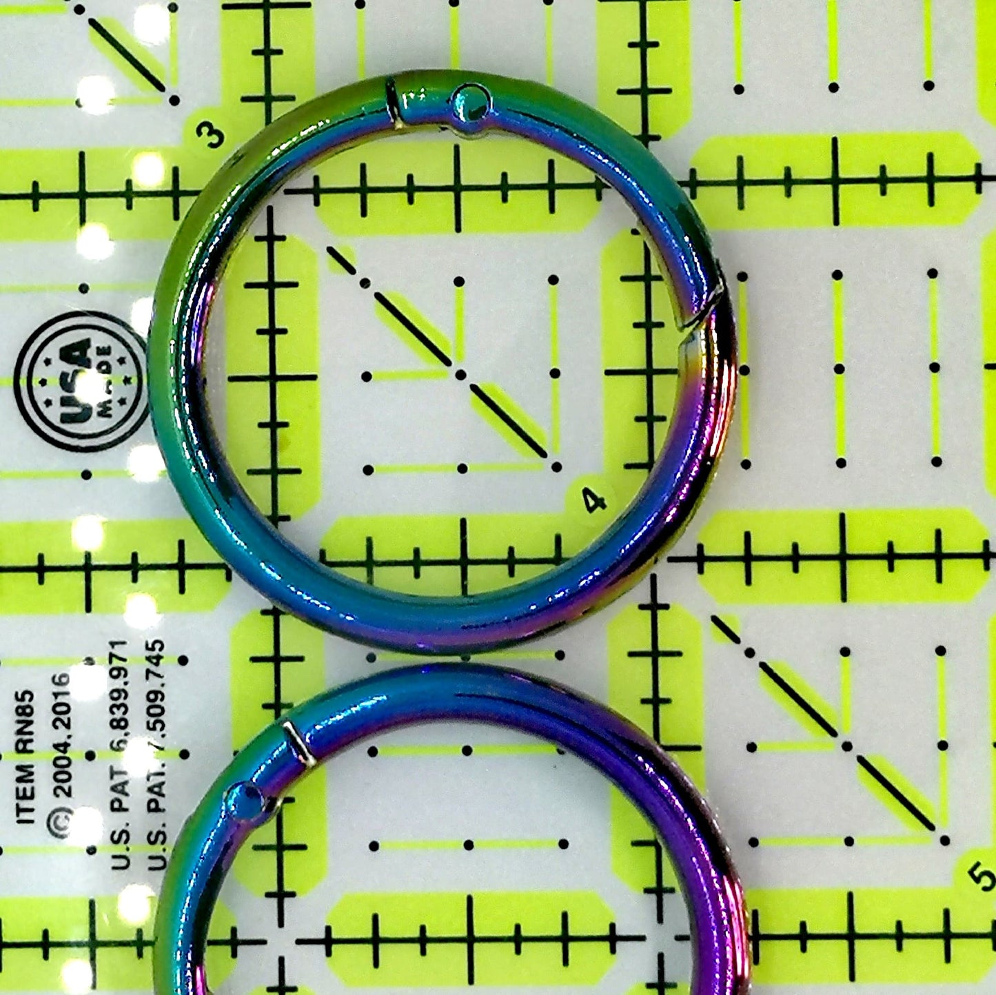1.25" Rainbow Gated O-Ring set of 2